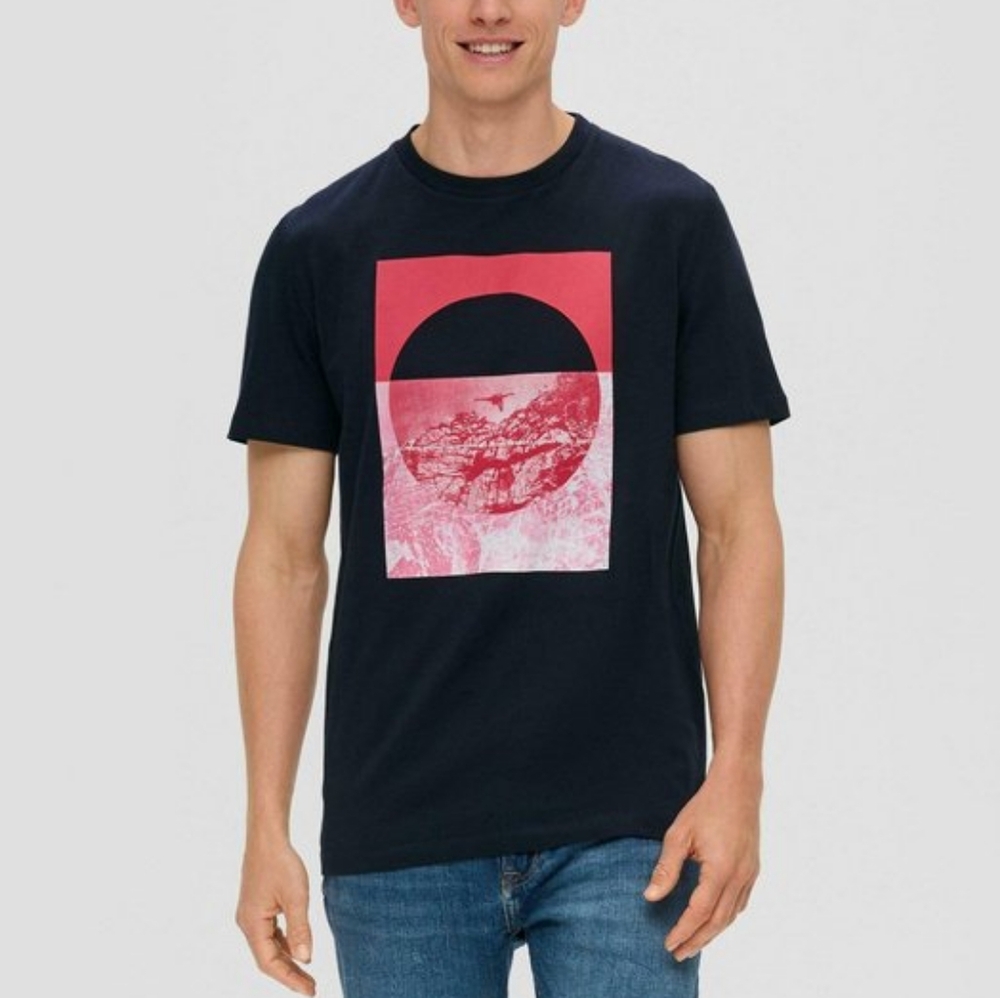 Graphic Blue and Red Tee